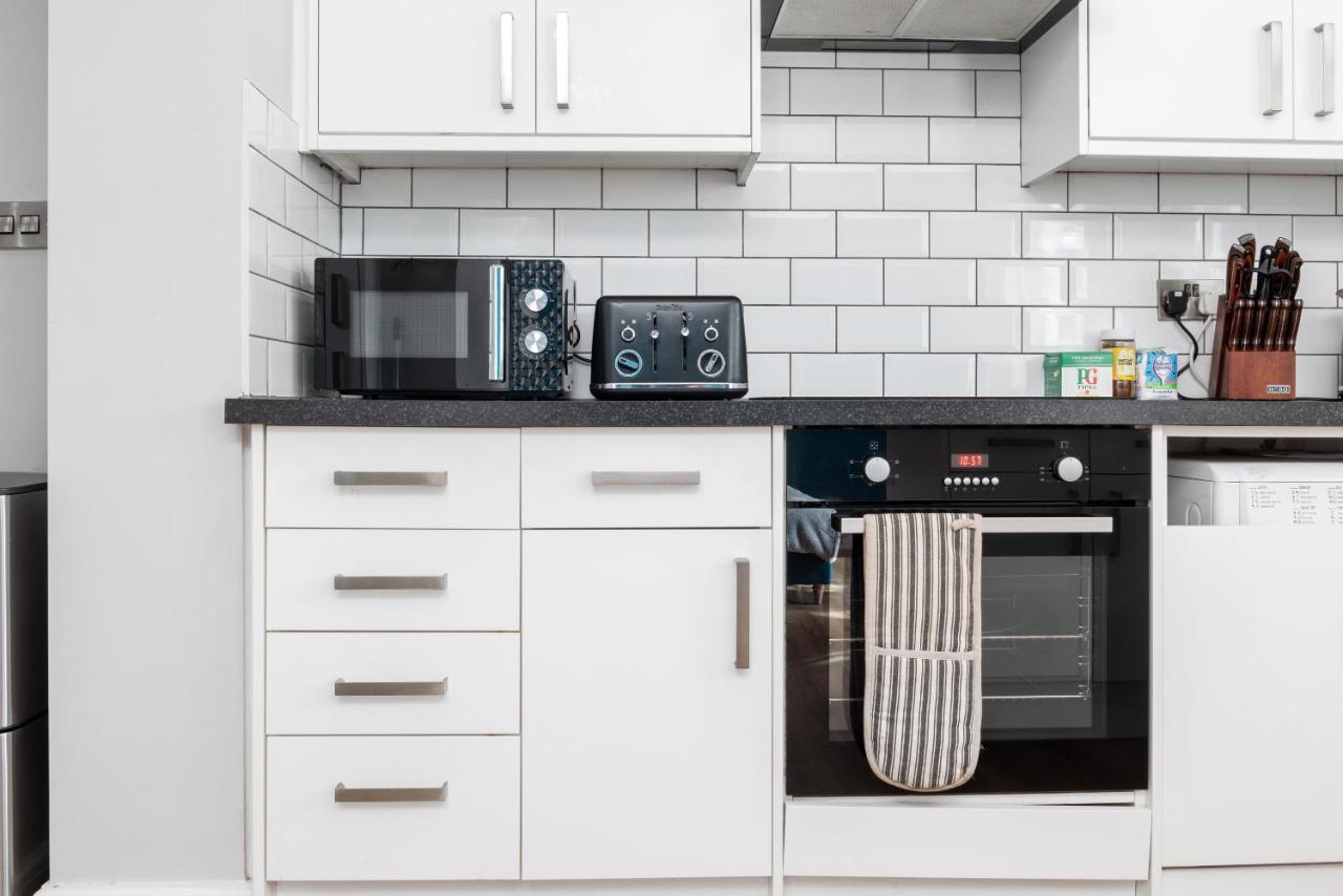 Spacious 2 Bedroom Apartment In Park Estate Νότιγχαμ Εξωτερικό φωτογραφία