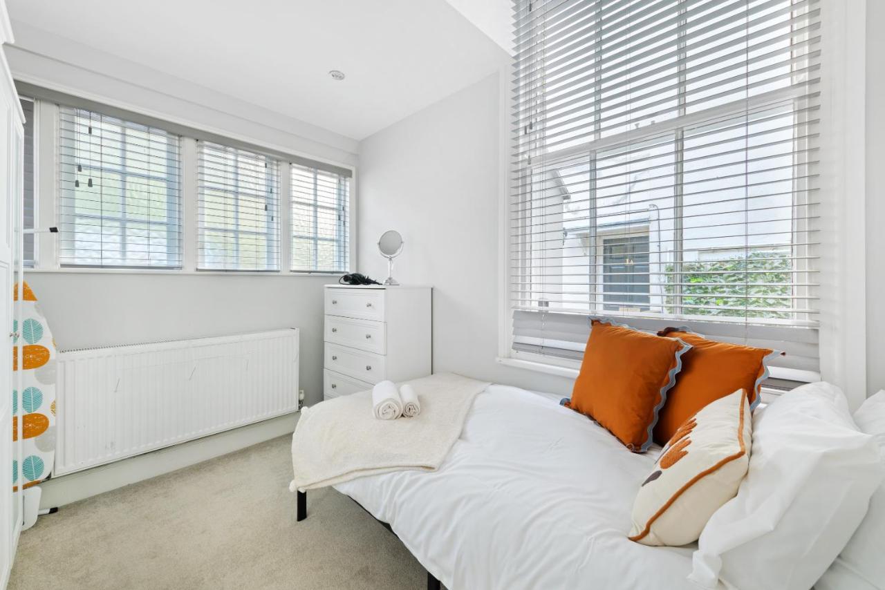 Spacious 2 Bedroom Apartment In Park Estate Νότιγχαμ Εξωτερικό φωτογραφία